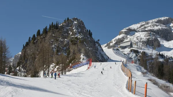 Pista da sci Boè nel gruppo del Sella, Dolomiti