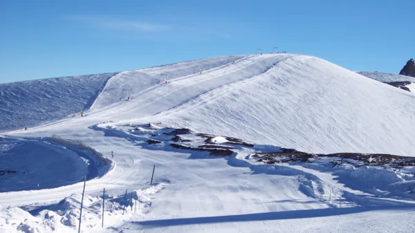 Il ghiacciaio dei Deux Alpes innevato