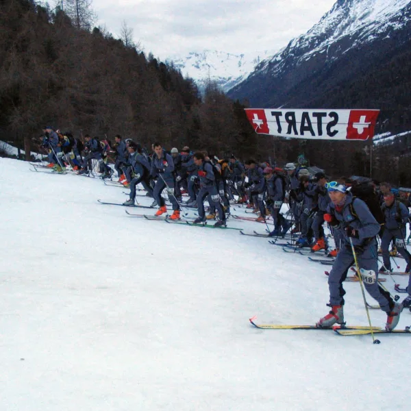 Gara di scialpinismo sui ghiacciai