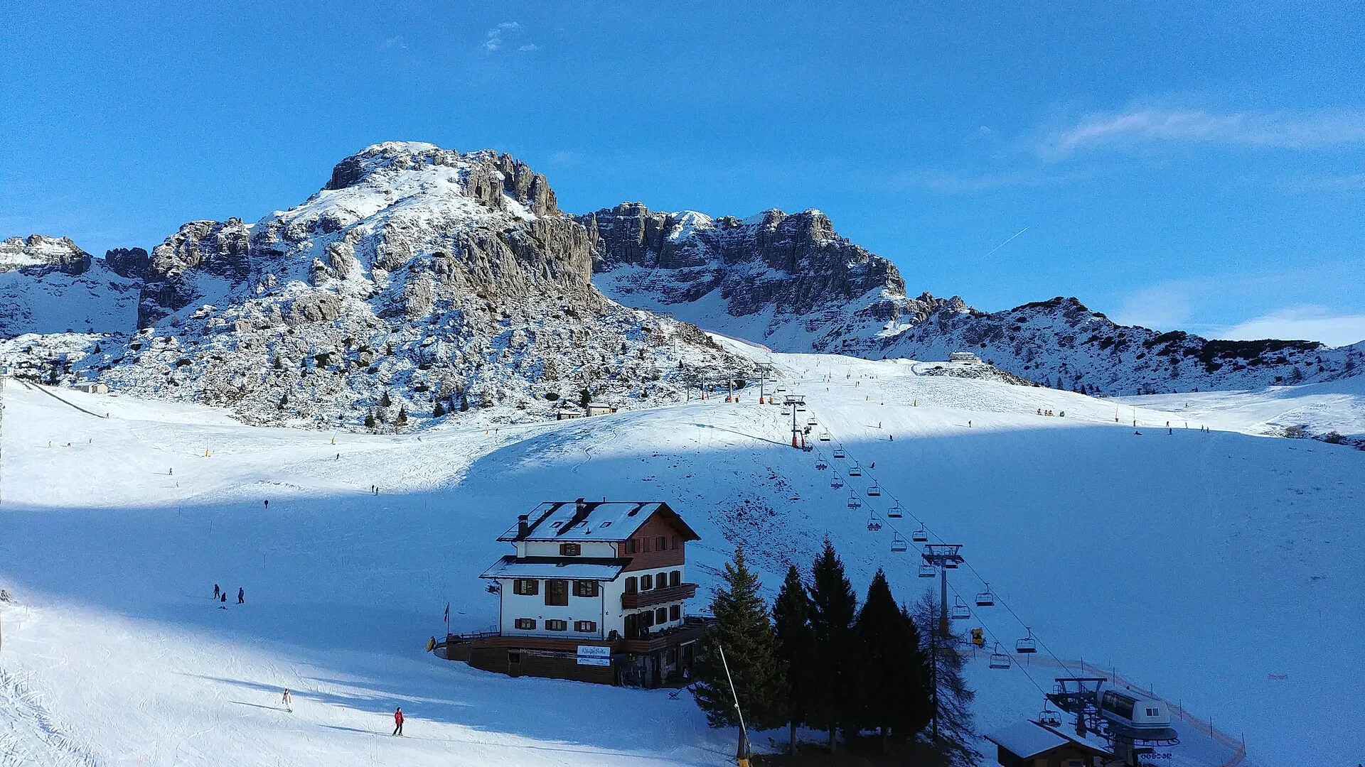 Piste e impianti di risalita ai Piani di Bobbio, in Valsassina